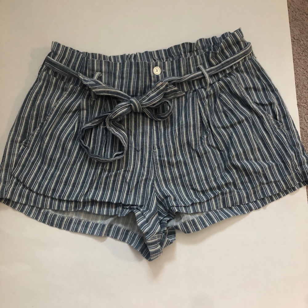 4 FOR 25🌿🍷Paper bag shorts